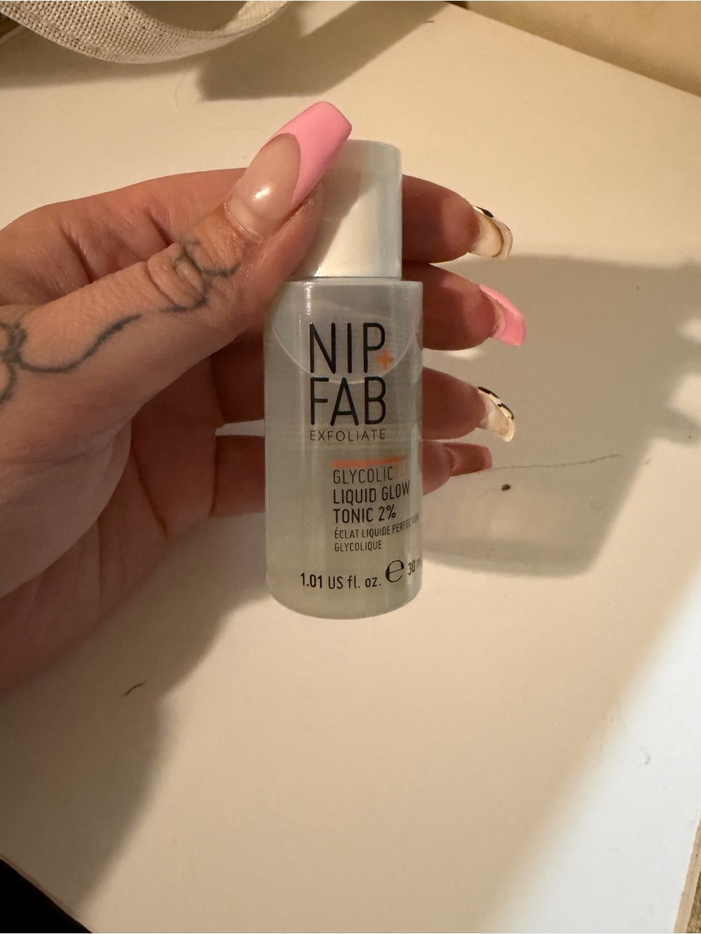 Glycolic Fix Liquid Glow Exfoliating Toner - White - Picture 2 of 4